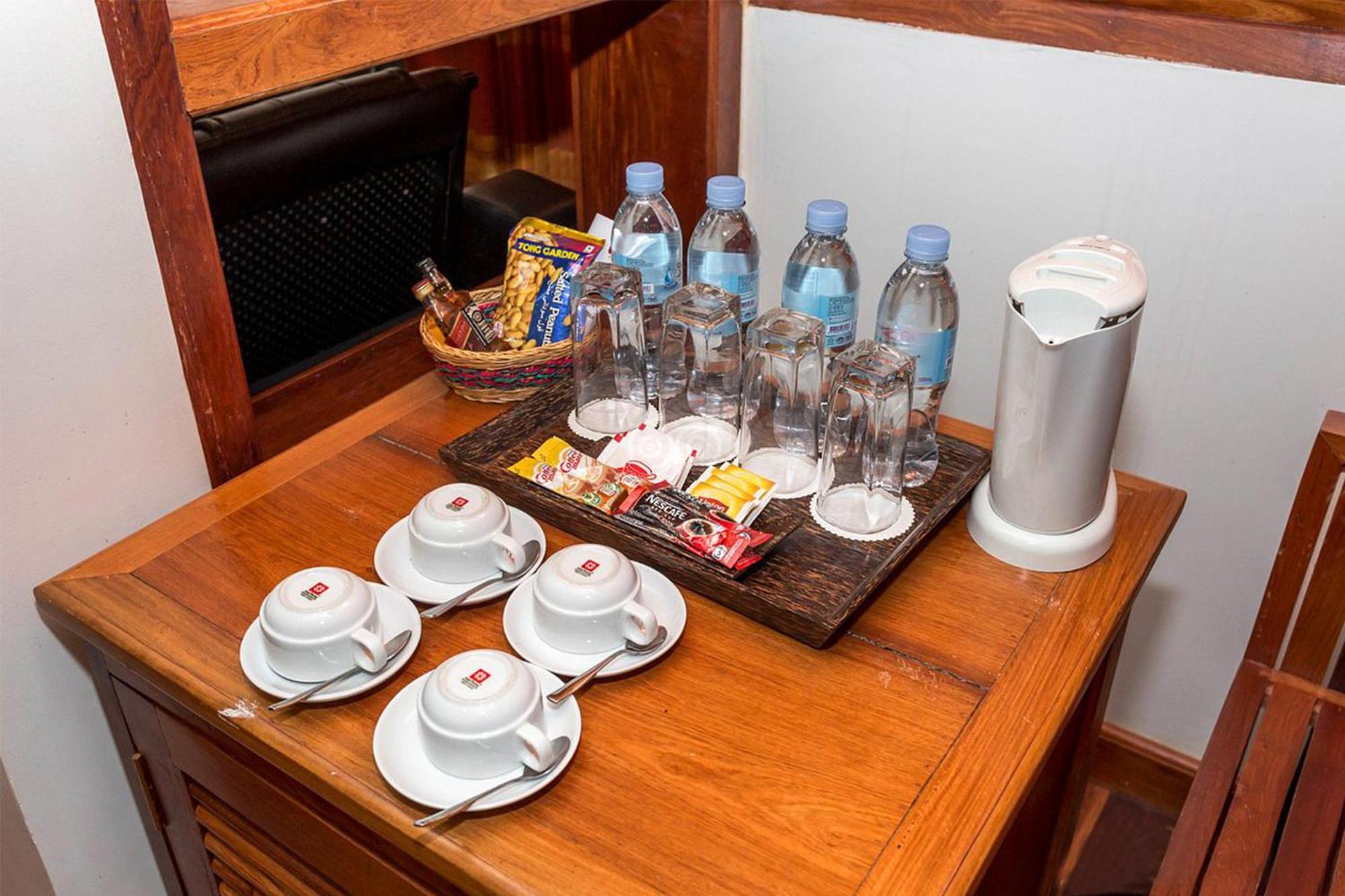 Cheathata Cta Hotel Сиемрип Экстерьер фото